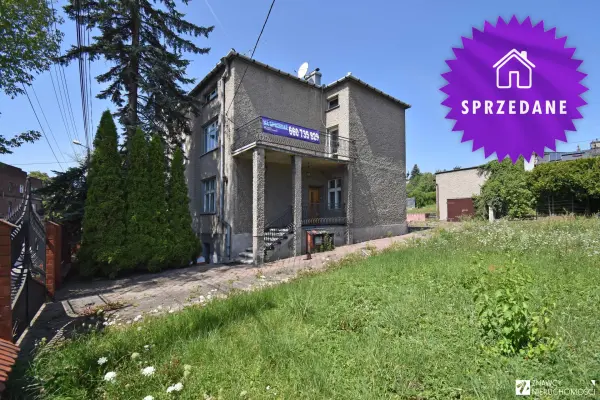 śląskie, będziński, Czeladź, Nowopogońska, 7 pok. 3 garaże, wysokie piwnice i strych z oknami