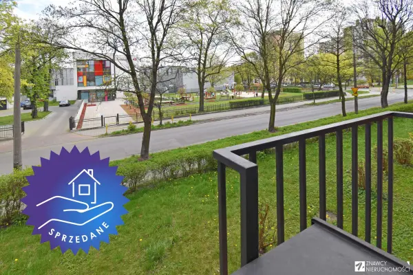 śląskie, Zabrze, Centrum, al. Władysława Stanisława Reymonta, 2 duże pok., I piętro, spokojna okolica blisko DTŚ